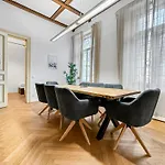 Feworld - Big Living - Center Klagenfurt クラーゲンフルト