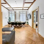 Feworld - Big Living - Center Klagenfurt アパート *